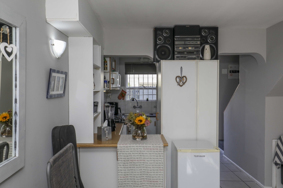 2 Bedroom Property for Sale in Plumstead Western Cape